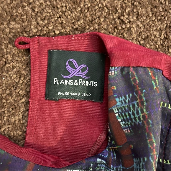 🌻4 for $20🌻 Plains and Prints Blouse XSP Maroon Off-shoulder - Picture 2 of 3